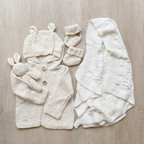 snuggle bug gift box
